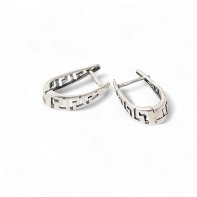 Silver earring Nr: 8