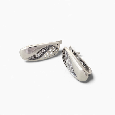 Silver earring Nr: 142