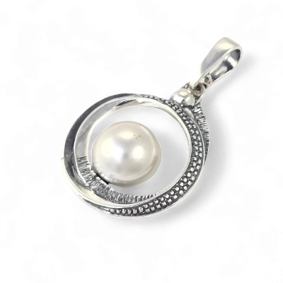 Silver pendant No. 1054