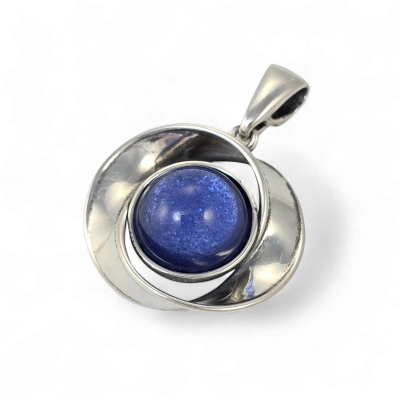 Silver pendant No. 1057